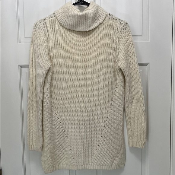Anthropologie moth Knit Turtleneck Sweater w/ Dramatic Hight Low Hem - Size XSP - Picture 10 of 16